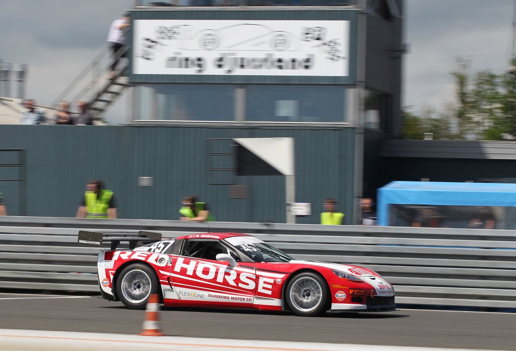 Michael Klostermann fandt sig godt til rette i Corvetten på Ring Djursland
(Foto: Henning Smed)